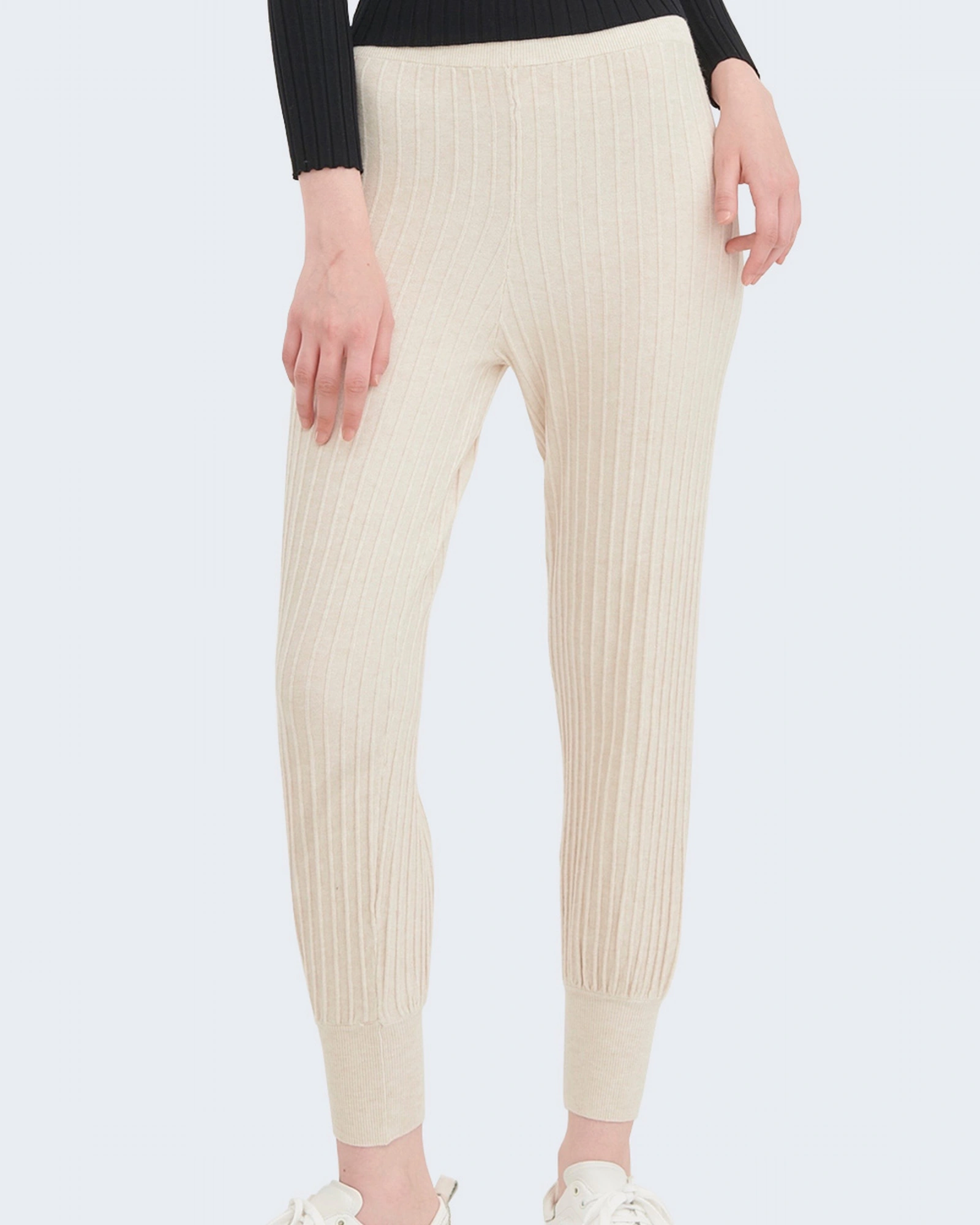 Долнище T2142 - Featured