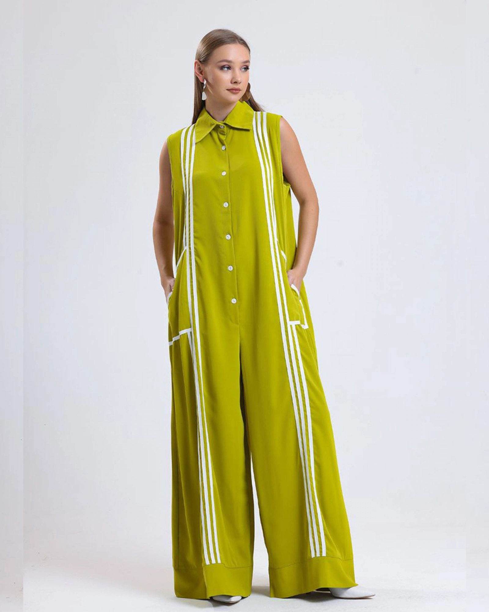 Рокля 7770492 - Featured